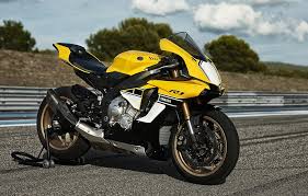 Cookies on yamaha motor's website. The Evolution Of The Yamaha R1 Motorcycle Visordown