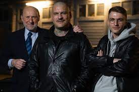 Bez obaw, znany aktor piotr fronczewski wcale nie zmarł. Piotr Fronczewski I Popek W Jednym Utworze Franek Kimono Po 37 Latach Wraca Z Odswiezona Wersja King Bruce Lee