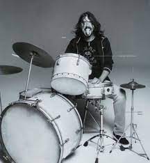 Davegrohl Drummers Nirvana Foo Fighters Nirvana Foo Fighters Dave Grohl Dave Grohl
