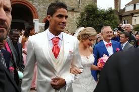 History has shown that the love birds like keeping their life private. Raphael Varane Et Camille Tytgat Femmes De Footballeurs Qui Sont Les Femmes Des Bleus Elle