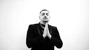 Created by fishyminta community for 4 years. Mad Clip O Sygkinhtikos Apologismos Gia Th Xronia Poy Feygei Star Gr