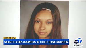 Emmery Munoz: LAPD asks for help solving 2006 murder of 14-year-old girl in  Boyle Heights