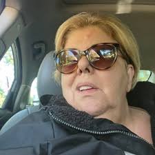 We want to give a big shoutout to Kenny and Regina Marks, Mr. Chen, and  Christopher's for stopping by today and treating our officers to some  amazing food. Your unwavering support and