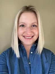 Lacey Bouchard's Instagram, Twitter & Facebook