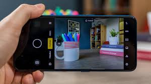 Oppo A9 2020 Review: Lots of kit for ...