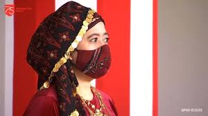 Pakai Tekuluk Bai Bai Saat Hut Ri Ke 75 Puan Maharani Tuai Pujian Warganet
