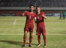 Nurhidayat juga menyebut kehadiranya di psm makassar tak lepas dari perab rizky pellu yang memberi semangr dan motivasi agar kembali bersama psm makassar. Nurhidayat Sekolah Saya Hancur Demi Sepak Bola Jadi Saya Akan Terus Bermain Sepak Bola Football Tribe Indonesia