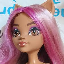 Day Out Clawdeenilla