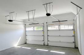 Repairing your garage door can become expensive, so in this article, i will show you how to do these 3 diy garage door repairs and upgrades: 10 Best Garage Door Insulation Kits 2021 Reviews Guide