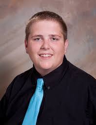 Katelyn Castle's Instagram, Twitter & Facebook