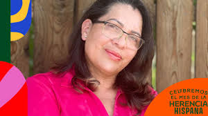 Dora Camacho se convierte en influencer de la limpieza en Tik Tok y abre su  empresa en Texas