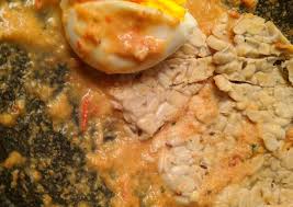 Menyuruh majikan kerja mugbang nasi kuning ayam pedas pemberian teman. Bagaimana Cara Menyiapkan Tempe Telur Kukus Sambel Kemiri Sehat Rendah Kalori Gampang Banget Resep Masakanku