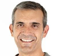 Joan Robles's Instagram, Twitter & Facebook