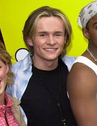 27 Boy Band Members You Had A Crush On Then And Now Jon Lee S Club 7 Boy Bands