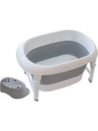 Bei einer baby badewanne im set hast du gleich alles nötige beieinander. Baby Dan Badewanne Mit Stopsel Faltbar 100 Liter Gunstig Kaufen Limango