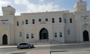 سوق صحار من الترميم والتجديد إلى الإغلاق فما حكايته صحيفة أثير الإلكترونية house styles mansions house