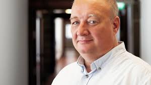 Bremsen Autos die Bahnen in Duisburg aus? Das sagt die Stadt