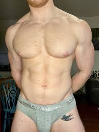 Musculosos gay @musculososgays - Twitter Profile | Sotwe