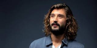 It means that he/she will be happy to receive corrections, suggestions etc about the translation. Jeremy Frerot Nous Revient Avec Un Nouvel Album Et Une Tournee