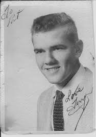 He and his family were our next door neighbors in Southshore Hills, early  80s. Very down to earth folks. RIP coach. 😔