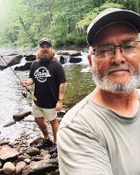 Lexington, Kentucky! See y'all at The Burl tonight. Leon Majcen will open  the show! 🎟️: draytonfarley.com/shows