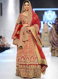 Browse high street wedding dresses with intricate lace and detailing. Hsy Wedding Dresses Clearance Shop