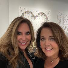 A great evening at the Anniversary Lucky Number 7 VIP Party at Laura Rathe  Fine Art in Dallas #laurarathefineart #dallas #artgallery #m2designgroup  #carriemaniaci #interiordesigner