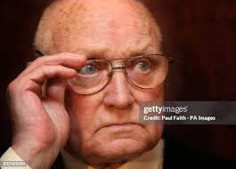 33 Gusty Spence Photos & High Res Pictures