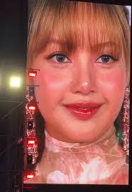 Lisa Soles's Instagram, Twitter & Facebook