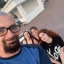 Clint Bertola's Instagram, Twitter & Facebook