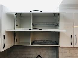 Magazinul nostru va sta la dispozitie cu o gama larga de mobila de calitate, ce poate fi achizitionata din stoc dar si comandata pe culoarea dorita. BucÄƒtÄƒrii La ComandÄƒ DupÄƒ Cele Mai Noi TendinÈ›e Realizate De Corami Mob E RÄƒdÄƒuÅ£i