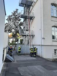 Durch rechtskräftigen beschluss des amtsgerichts siegen (* in */*) vom *. Standort Hammerhutte Feuerwehr Siegen Loschzug 6