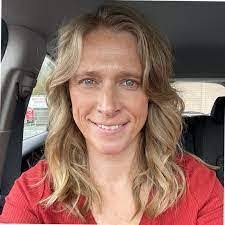 Alexandra Carey's Instagram, Twitter & Facebook