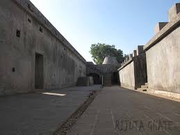 Sewree Fort शिवडी किल्ला | Chiutai ...