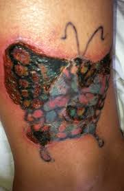 Your peeling, scabbing tattoo will be irritated, itchy, and constantly annoying. Tattoo Scabbing First Signs What To Do Oonpoint Tattoos
