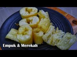 Oleh karena itu, anda harus mengetahui berbagai macam resep kue nastar yang enak dan lezat. Resep Singkong Keju Empuk Merekah Youtube