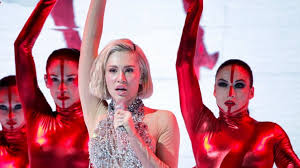 All the voting and points from eurovision song contest 2021 in rotterdam. Ellada Eurovision 2021 Eurovision 2021 H Elena Tsagkrinoy Ebale Fwtia Sth Last Dance By Stefania From Greece At Eurovision Song Contest 2021 Sundara Jonekaoneka