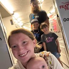 Where to find embroidery hat services in Berea?