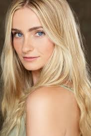 Daisy Olsen's Instagram, Twitter & Facebook