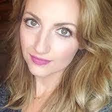 Kristi Mefford's Instagram, Twitter & Facebook