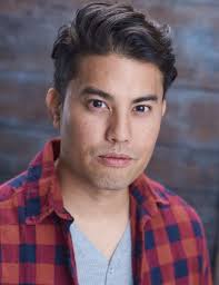 Guides (TV Series 2012– )