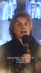 Nuestro gran Nacho Cano les hace llegar un mensaje muy especial para  agradecerles y desearles Feliz Navidad y un próspero Año Nuevo.🎄✨, ¡Los  esperamos en Malinche, el musical!🧡