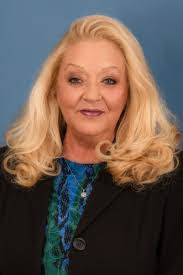 Loretta Wiles's Instagram, Twitter & Facebook