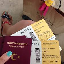 Look through examples of jele translation in sentences, listen to pronunciation and learn grammar. Photos At Desigual Ibiza Airport Boutique In Eivissa