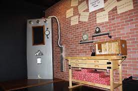 Dean's diner fun heist at the grand hotel north pole meltdown come join us dean's diner disaster. Escape Rooms Unlocked Home Facebook