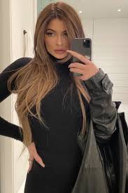 Pin On Celebs In Naked Wardrobe