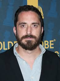 Ema film still · director pablo larrain looks on during a photocall to promote the feature film neruda · natalie portman as jackie kennedy in . Bild Zu Pablo Larrain Kinoposter Pablo Larrain Filmstarts De