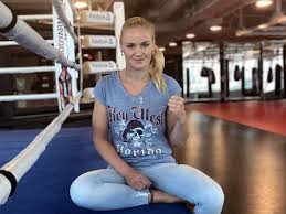 Valentina bullet shevchenko is a kyrgyzstani professional mixed martial artist and the ufc flyweight champion. Valentina Shevchenko Rasskazala O Neobychnom Uslovii V Svoem Kontrakte S Ufc