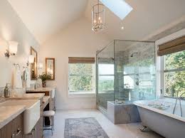 101 Primary Bathrooms With Tall Ceilings Photos Bathroom Remodel Master Master Bathroom Bathrooms Remodel