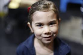 EVERETT FIGURE SKATING CLUB...